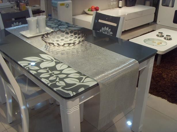 Silver Metallic Mesh Fabric Fireproof / Shrink Proof For Table Decoration